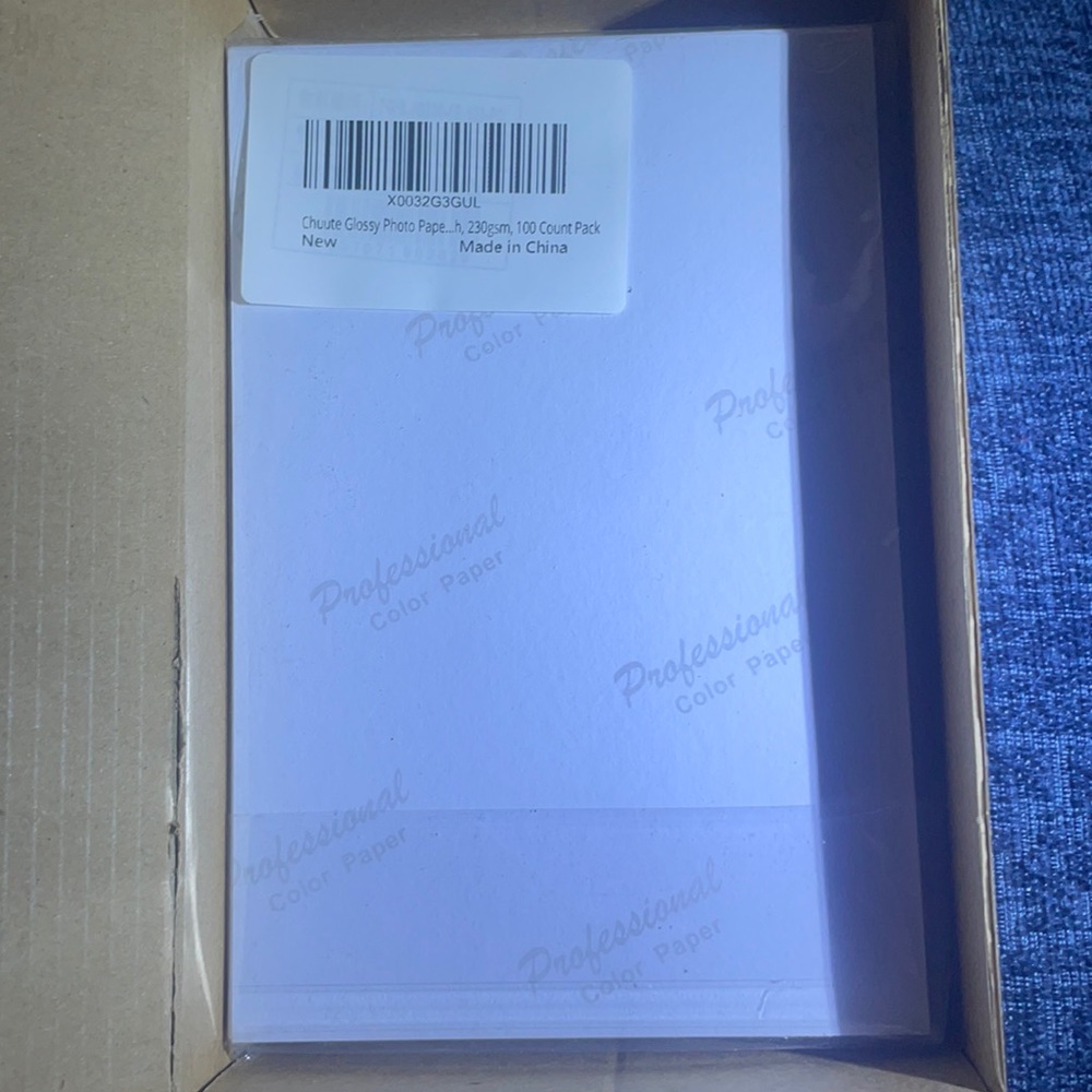 Glossy photo paper